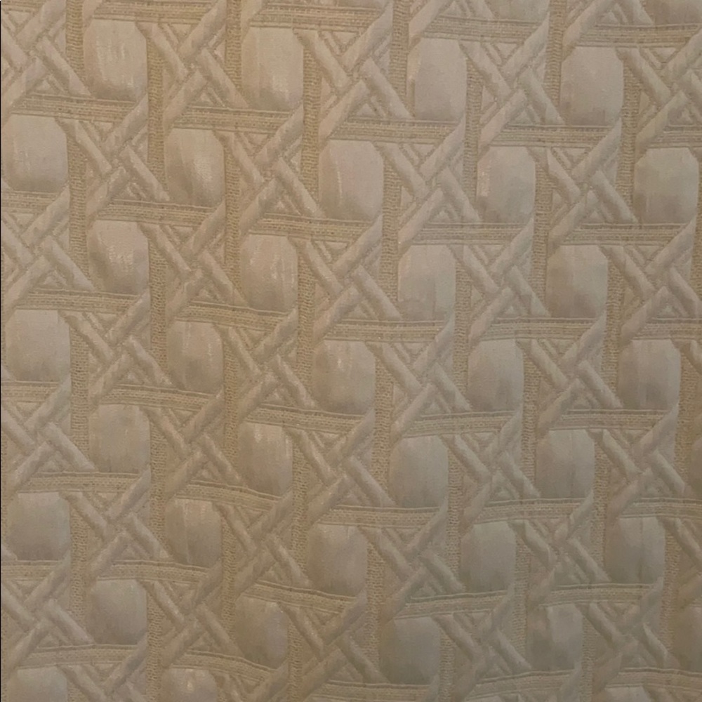 Textured solid cream shift dress - Picture 2 of 3